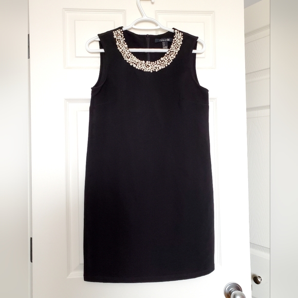 Forever 21 black stretch knit shift dress pearl metallic collar Small Audrey - Picture 2 of 12